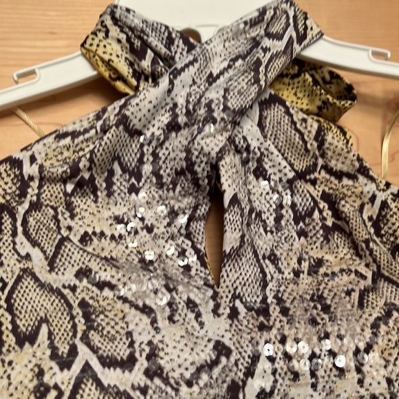 Cache Snake Print Sequin 2-Pc Set - Halter Top Sz S and Matching Skirt S… - Picture 10 of 17